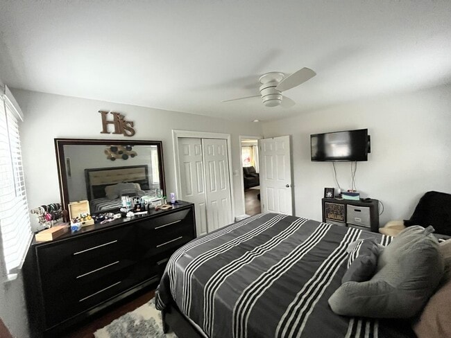 Building Photo - 21507 Court St