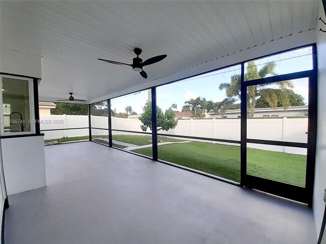 Building Photo - 2109 N Park Rd