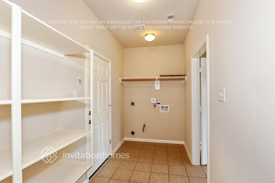 Building Photo - 15602 Forest Creek Farms Dr