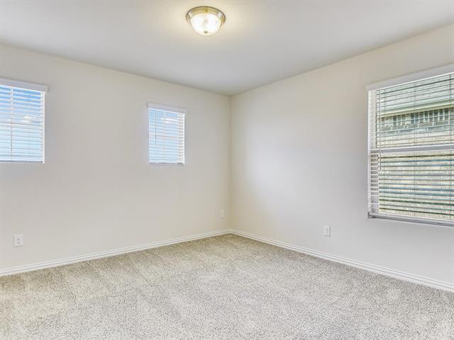 Building Photo - 3500 Kingsgarden Rd