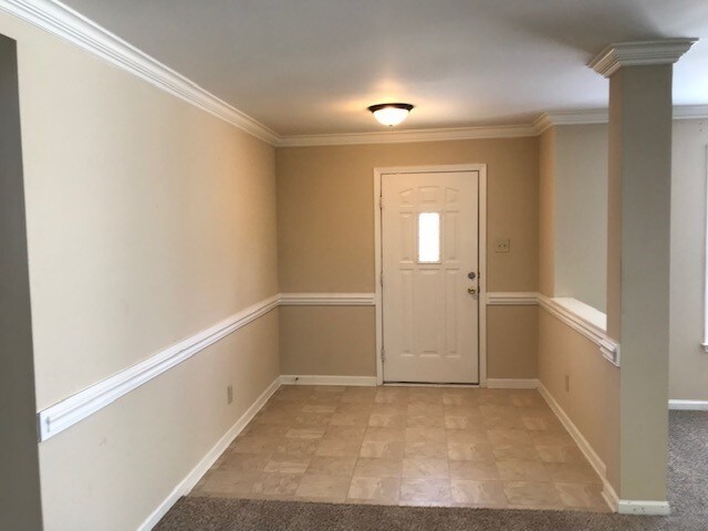 Building Photo - 5330 Bendix Ct