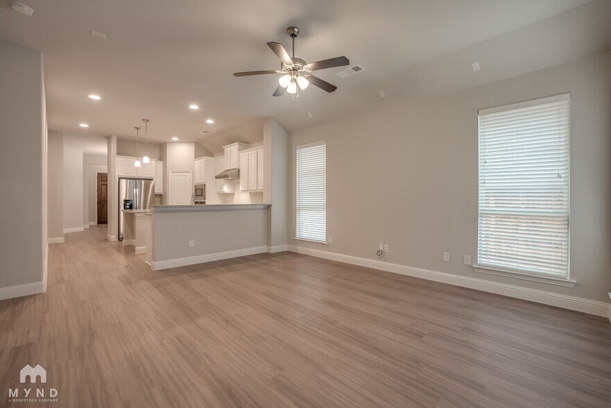 Building Photo - 3101 Damsel Sauvage Ln