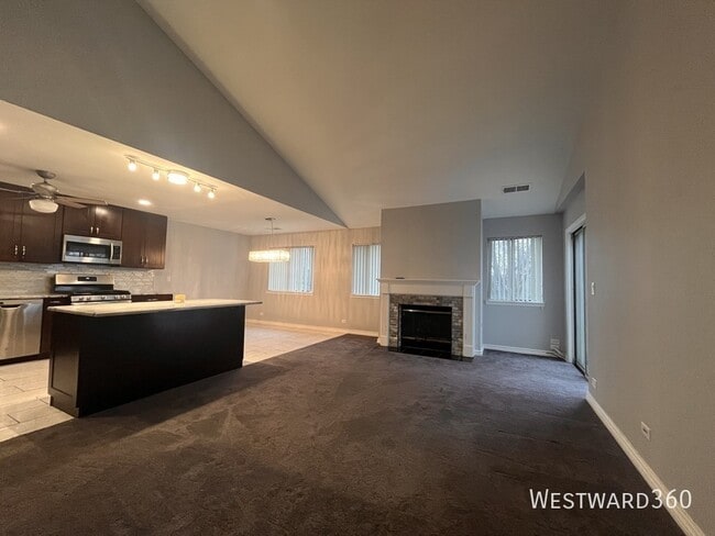 Building Photo - 1587 Stonehill Ct