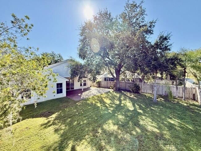 Building Photo - 4768 Ridgemoor Cir