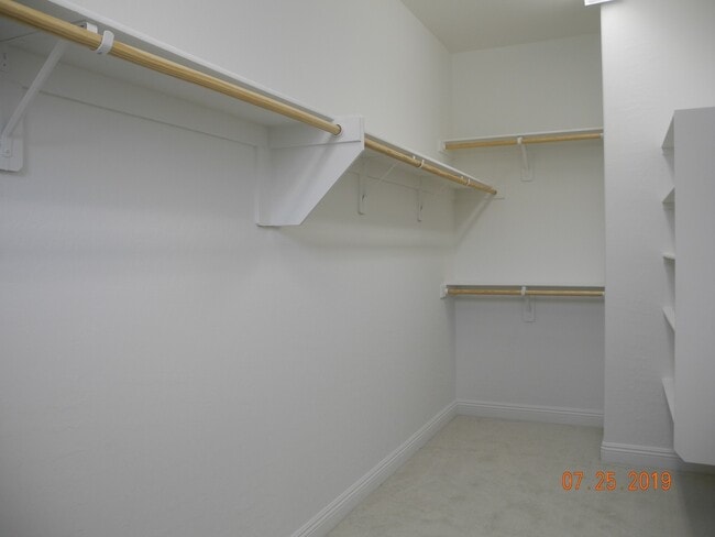 Building Photo - 1051 Whitworth Ave