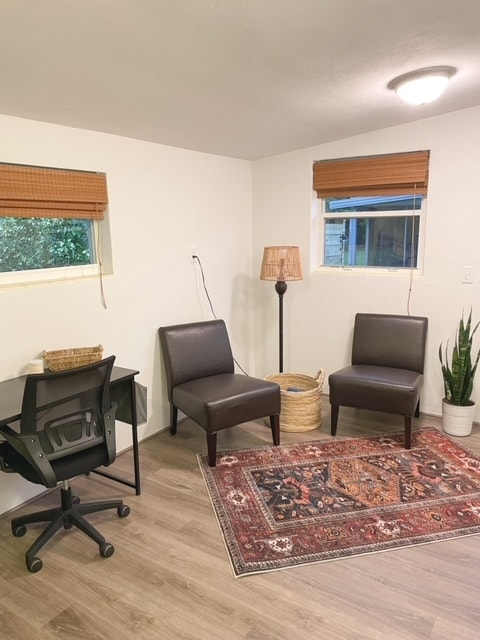 Building Photo - 453 Dolphin St