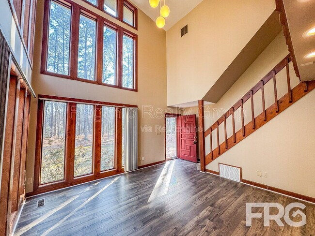 Building Photo - 1228 Forest Acres Dr