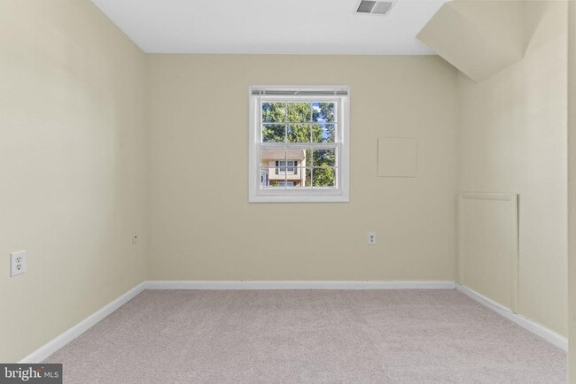 Building Photo - 7219 Bona Vista Ct