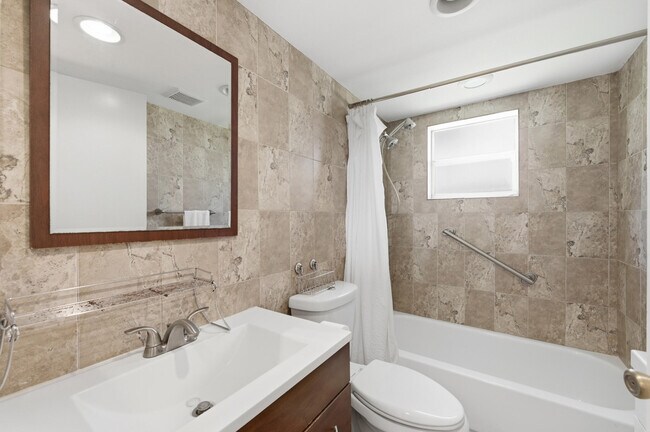 Building Photo - 729 Normandy Trail