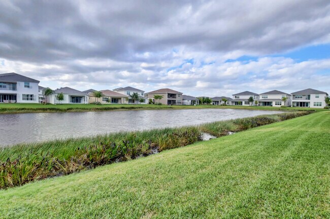 Building Photo - 9632 Highland Pointe Pass