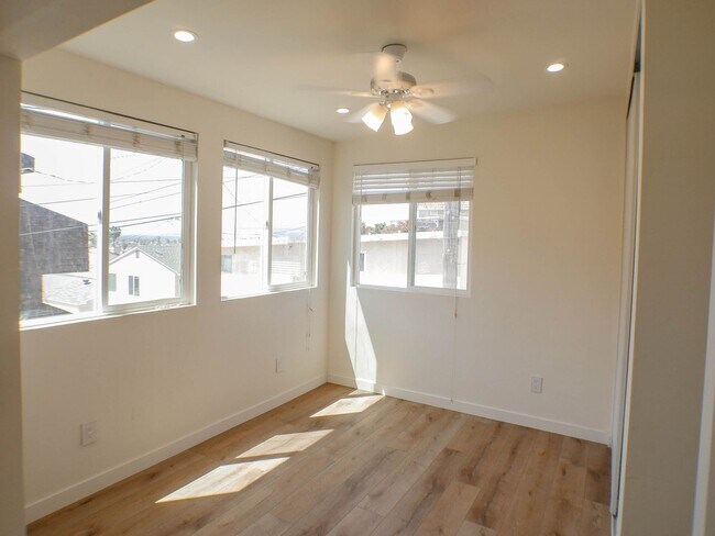 Building Photo - 4646-4648 Del Monte Ave.