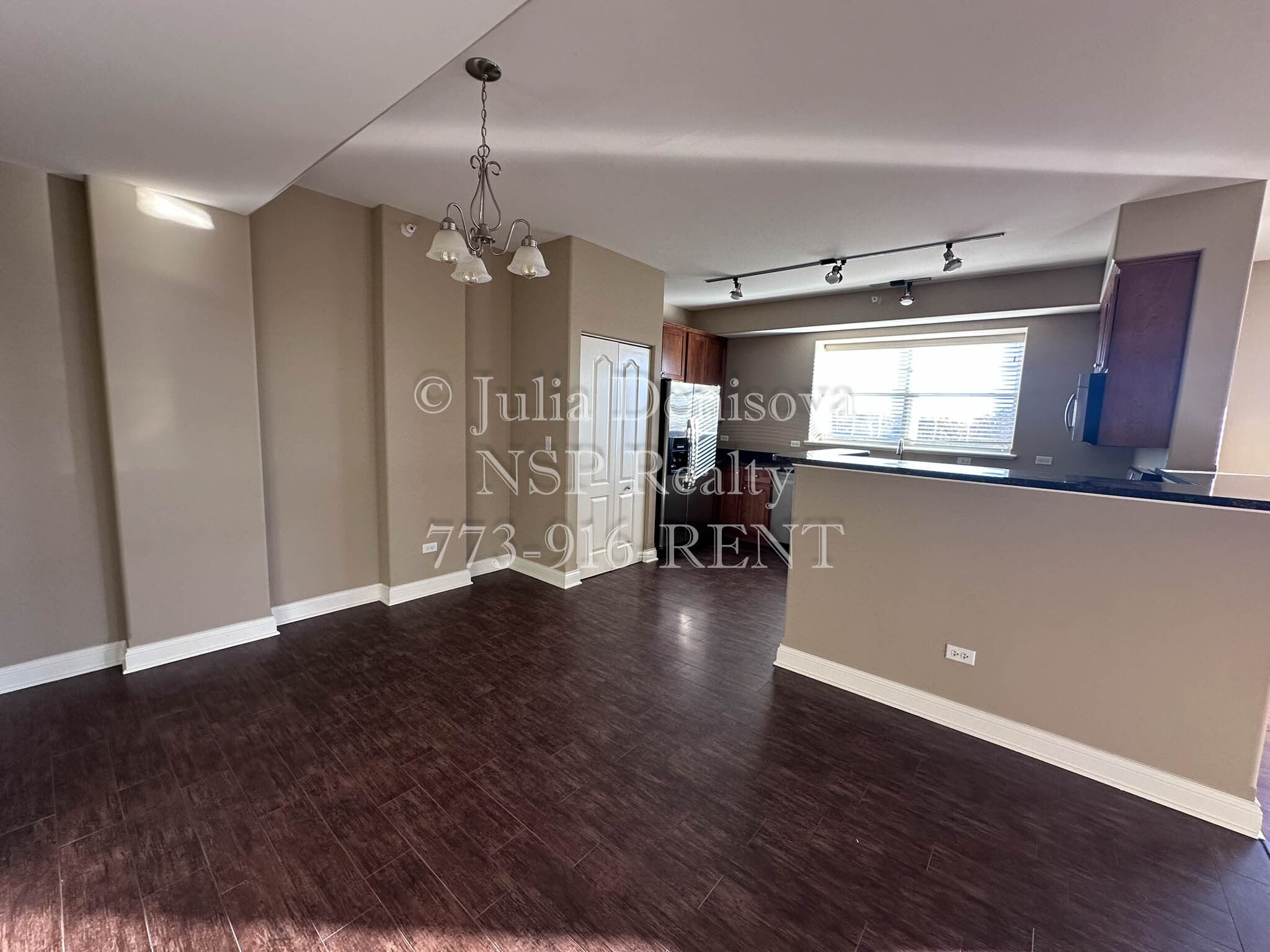 Building Photo - 1 Itasca Pl