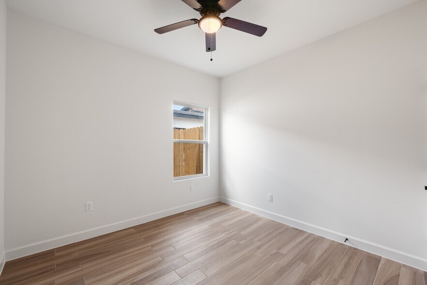 2nd Bedroom - 3601 Hidalgo Cir