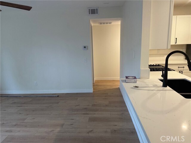 Building Photo - 1365 Crafton Ave