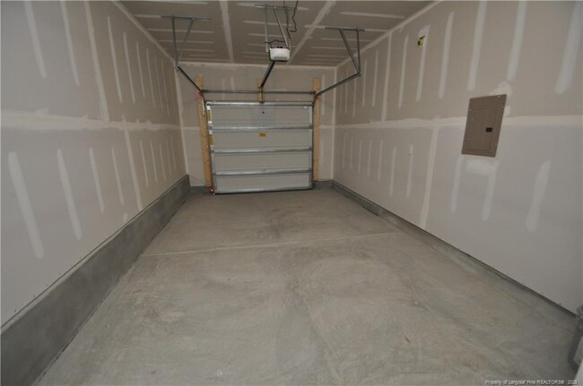 Building Photo - 1136 Pate Farm Ln