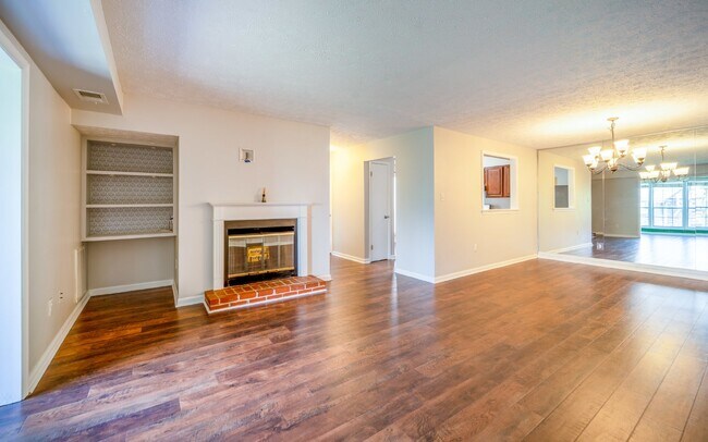 Building Photo - Updated two-bedroom, two-bathroom condo in...