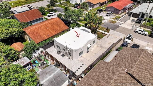 Building Photo - 516 Independence Rd