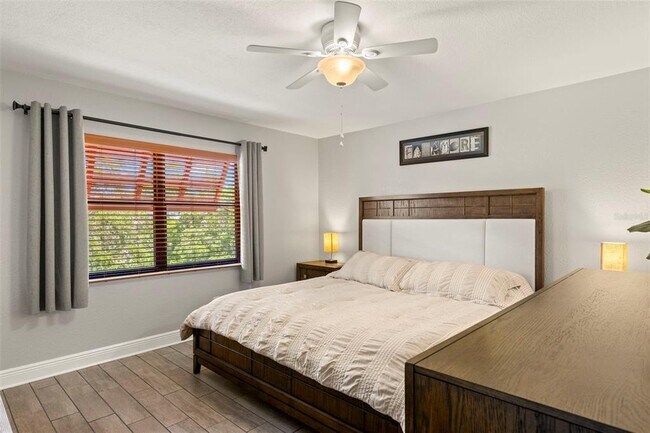 Building Photo - 5817 Park St N