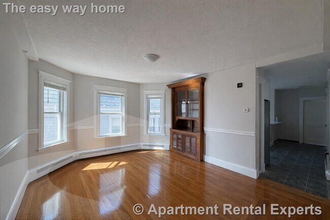 Building Photo - 441 Broadway