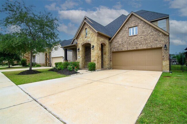 Primary Photo - 4926 Thunder Creek Ln