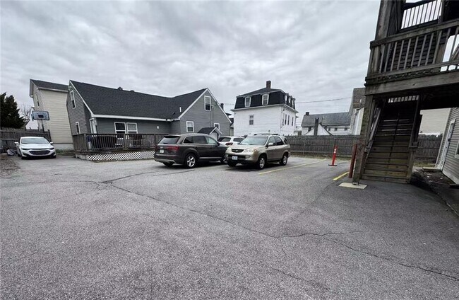 Building Photo - 5 Penta St