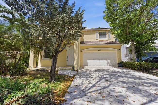 Building Photo - 4808 SW 157th Way