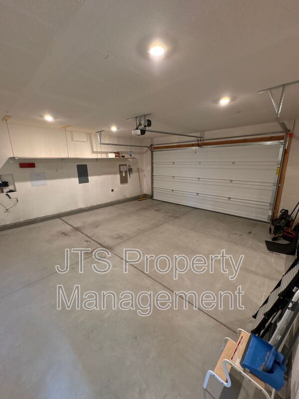 Building Photo - 3500 Birdland Ave