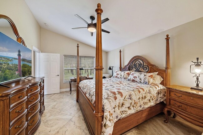 Building Photo - 4304 Hunting Trail