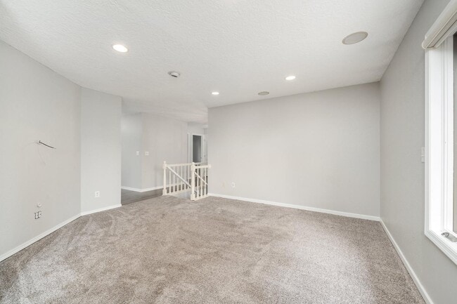 Building Photo - 2412 S Sheffield Cir