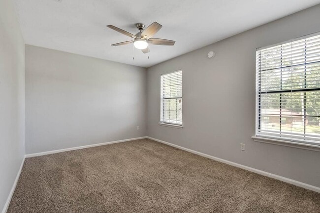 Building Photo - 4320 Carnwath Rd