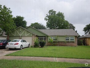 Building Photo - 12314 Plumpoint Dr