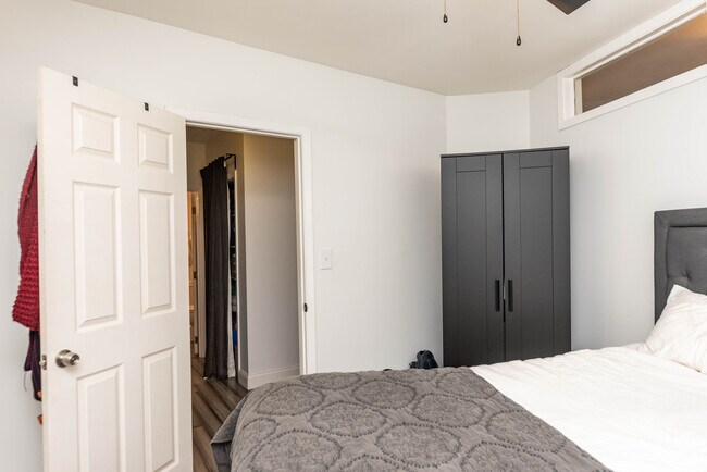 Building Photo - 1750 N Wells St