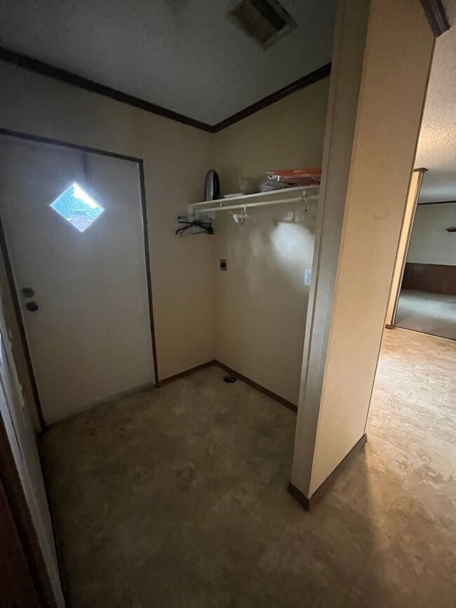 Building Photo - Sherwood Rental