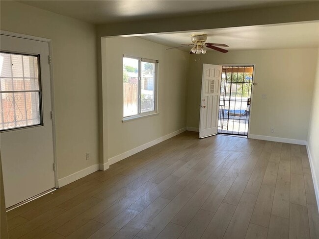 Building Photo - 1223 W Ave H 12