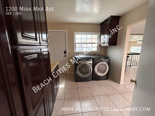 Building Photo - 1200 Mira Mar Ave