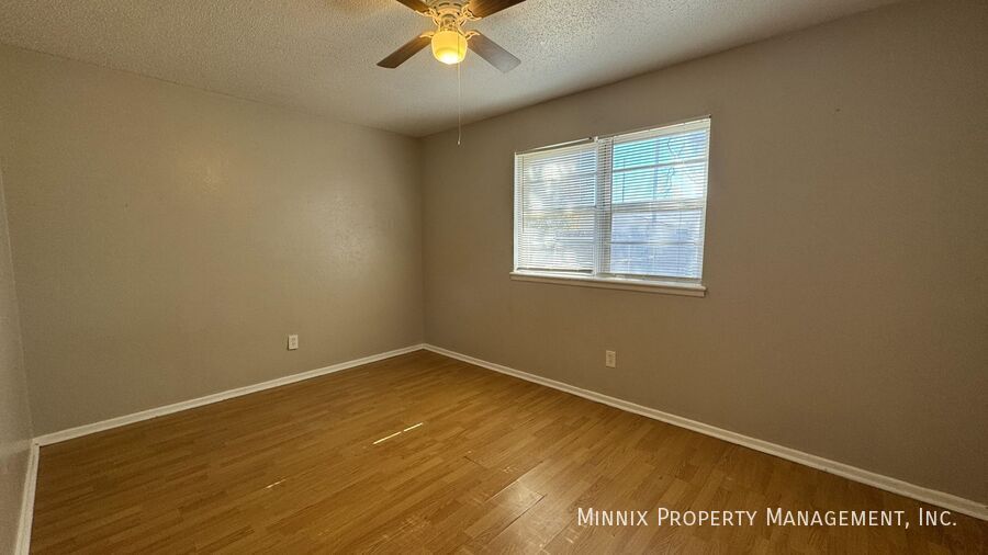 Building Photo - 4825 53rd St