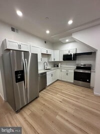 Building Photo - 1925 H St NE