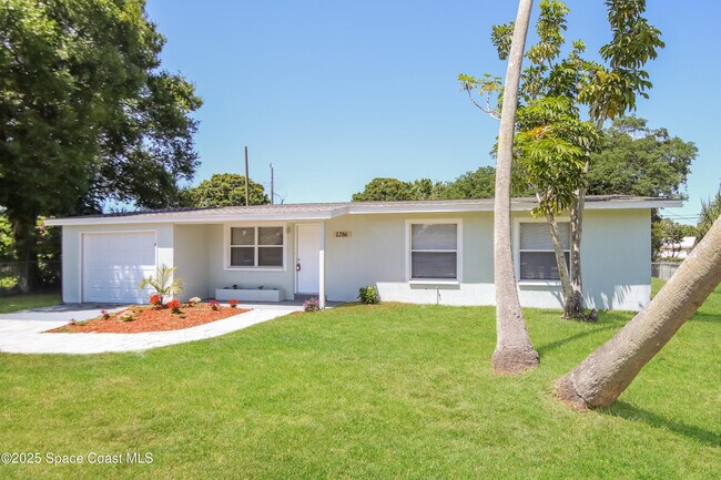 Building Photo - 1286 Hollywood Dr