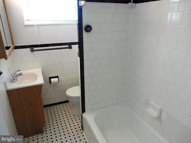 Building Photo - 11501 Monongahela Dr