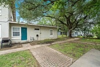 Building Photo - 818 3rd Ave N