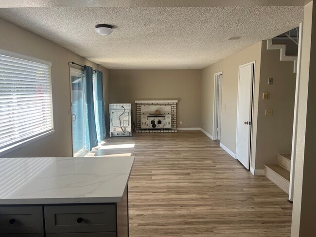 Building Photo - Spacious & Updated 4BD/2.5BA Home in Prime...