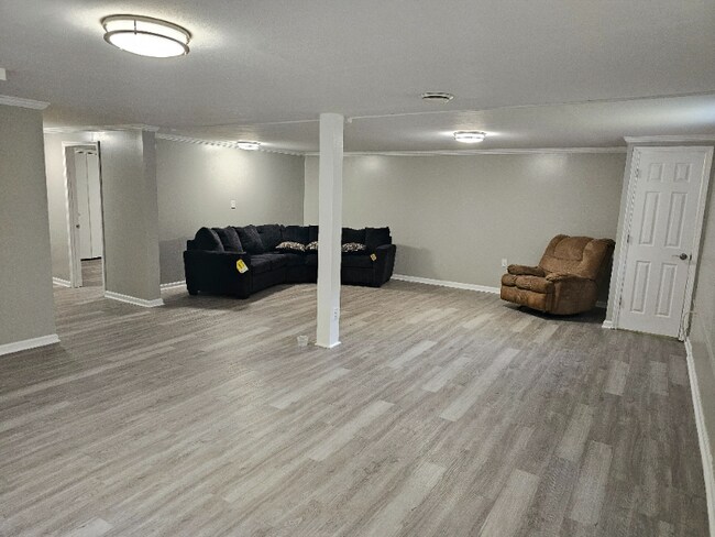 Building Photo - 5309 Lost