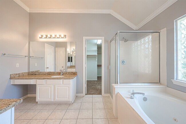 Building Photo - 13835 Desert Canyon Dr