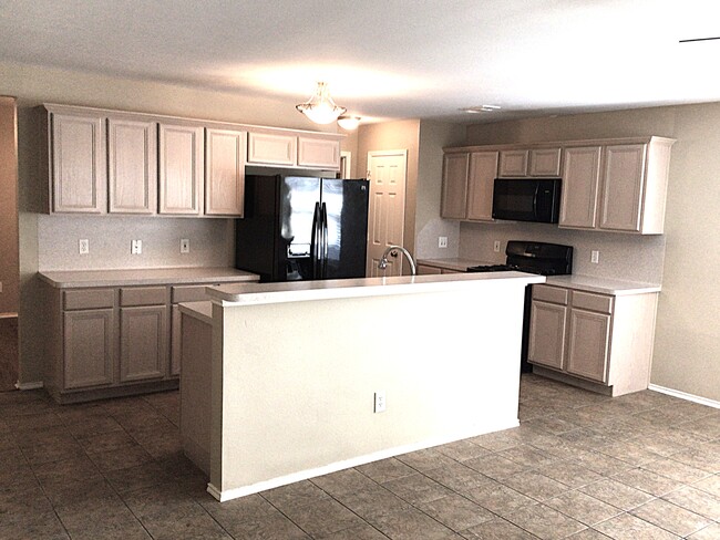Building Photo - 15639 Barber Grove Ln