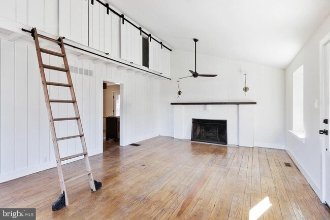Building Photo - 6115 Stoney Hill Rd