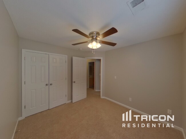Building Photo - 116 Angel Garden Way