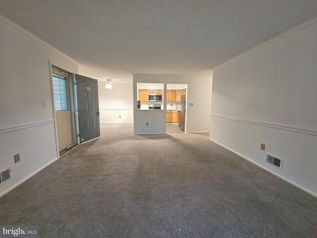 Building Photo - 48 Juniper Way
