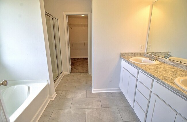 Building Photo - 29 Quarter Horse Run NE