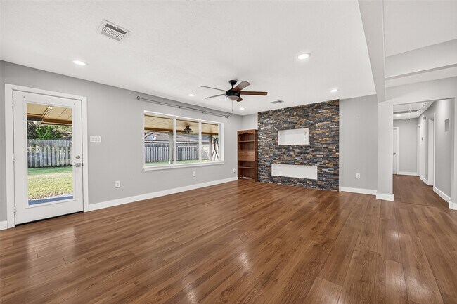 Building Photo - 12930 Kimberley Ln