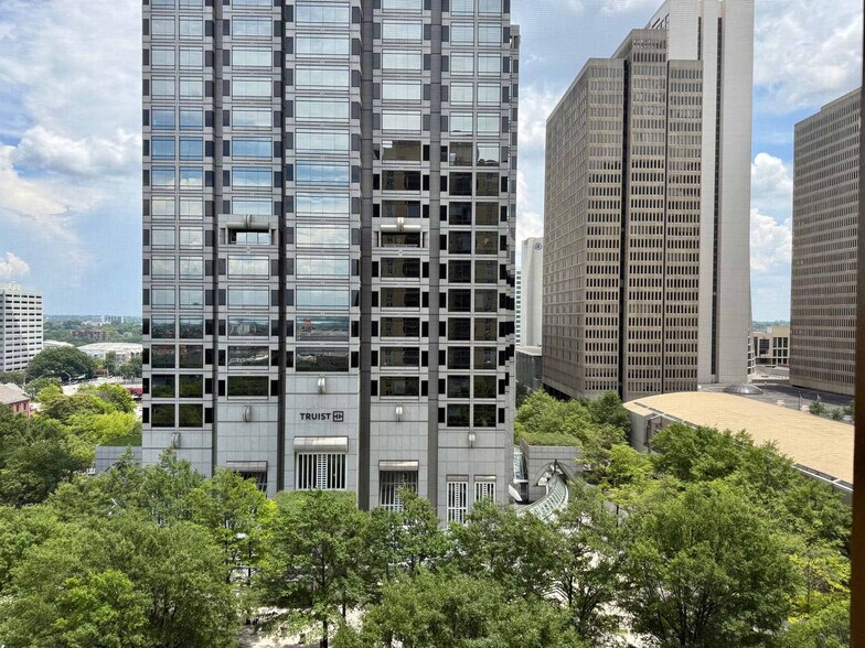 Building Photo - 300 W Peachtree St NW